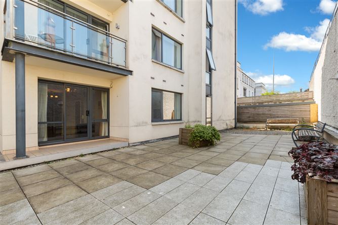 3 Moland House, Talbot Street, Dublin 1