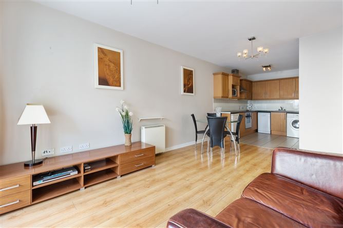 3 Moland House, Talbot Street, Dublin 1