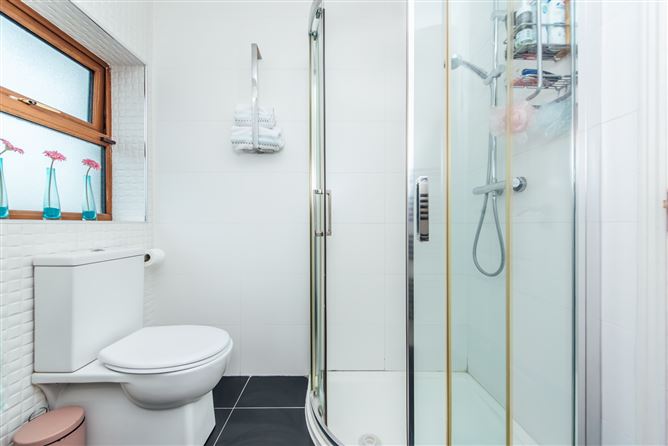 33 Cedarwood Park, Newbridge, Co.Kildare, Newbridge, Kildare