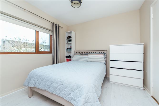 33 Cedarwood Park, Newbridge, Co.Kildare, Newbridge, Kildare