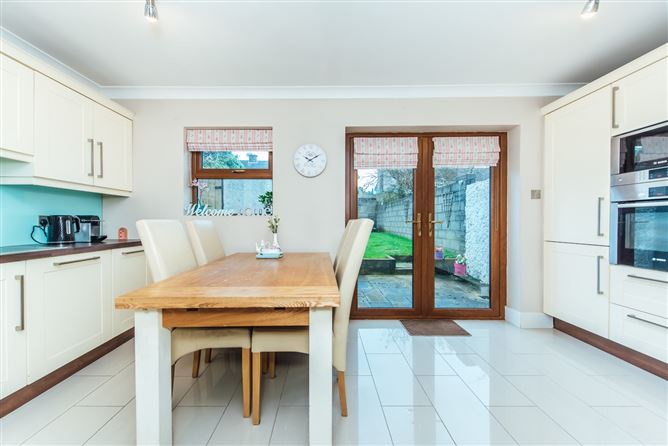 33 Cedarwood Park, Newbridge, Co.Kildare, Newbridge, Kildare