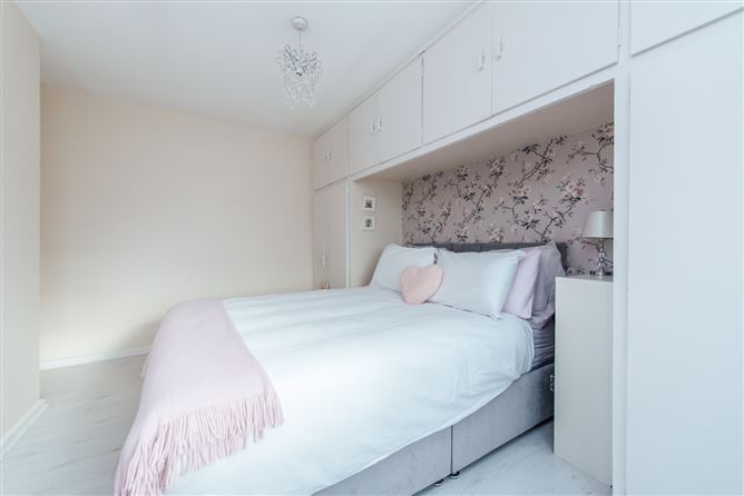 33 Cedarwood Park, Newbridge, Co.Kildare, Newbridge, Kildare
