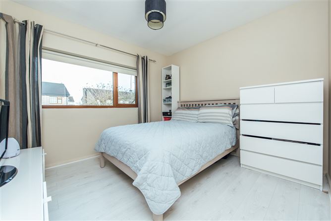 33 Cedarwood Park, Newbridge, Co.Kildare, Newbridge, Kildare