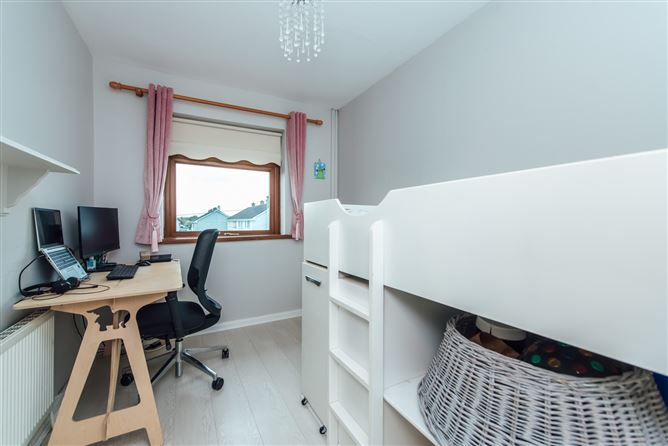 33 Cedarwood Park, Newbridge, Co.Kildare, Newbridge, Kildare