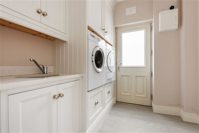 10 Corrybeg Way, Templeogue, Dublin 6W