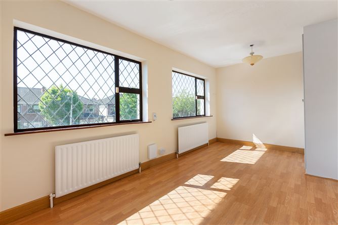 27 Lansdowne Park, Knocklyon, Dublin 16
