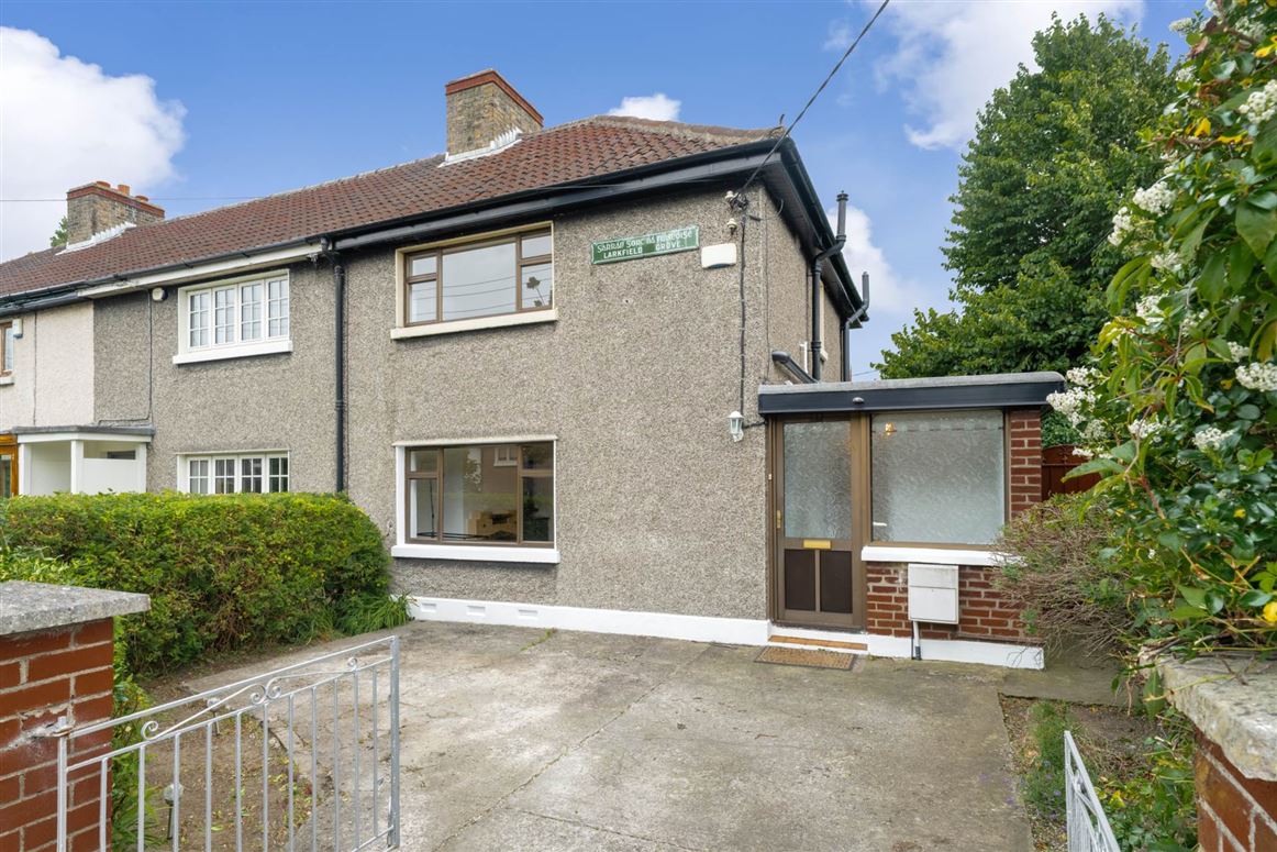 23 Larkfield Grove, Harold`s Cross, Dublin 6w