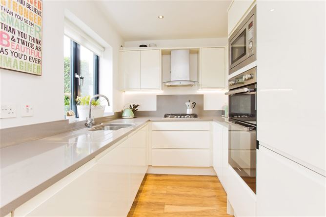 49 Mackintosh Park, Dun Laoghaire, Co. Dublin