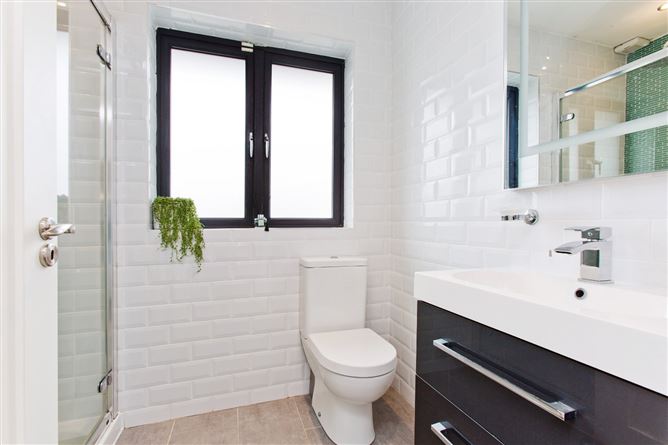 49 Mackintosh Park, Dun Laoghaire, Co. Dublin