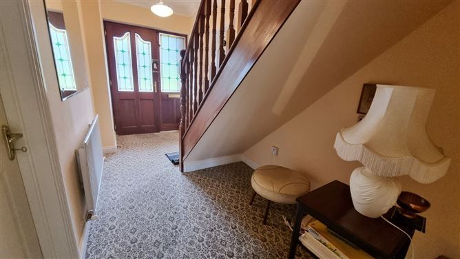 1 Lakeview, Virginia, Cavan