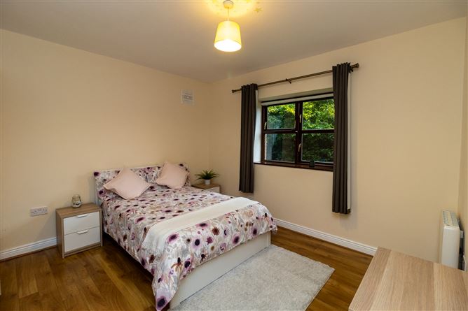 2 Poplar Grove , Naas, Kildare