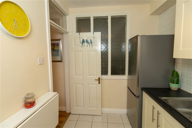 2 Poplar Grove , Naas, Kildare