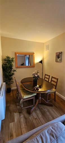 2 Poplar Grove , Naas, Kildare