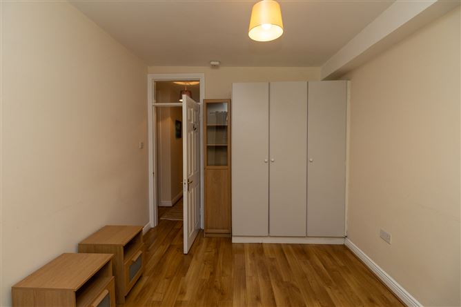 2 Poplar Grove , Naas, Kildare