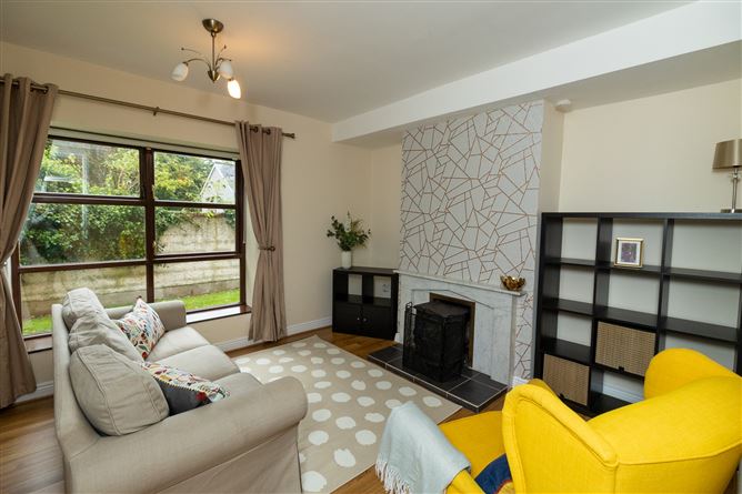 2 Poplar Grove , Naas, Kildare