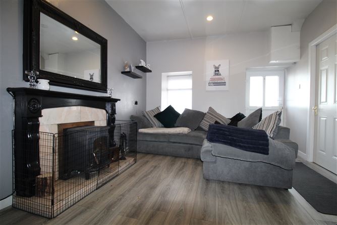 17 Sarsfield Street, Dungarvan, Waterford