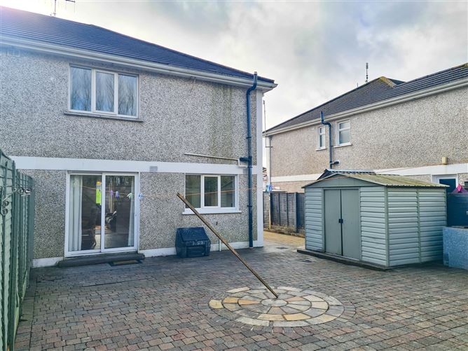 25 Castle Park, Two-Mile Borris, Thurles, Co. Tipperary