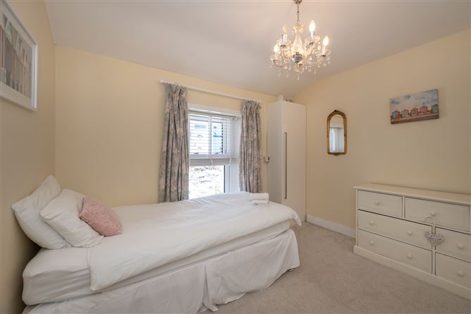 No 3 Roches Row, , Cobh, Cork