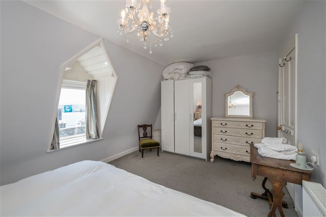 No 3 Roches Row, , Cobh, Cork