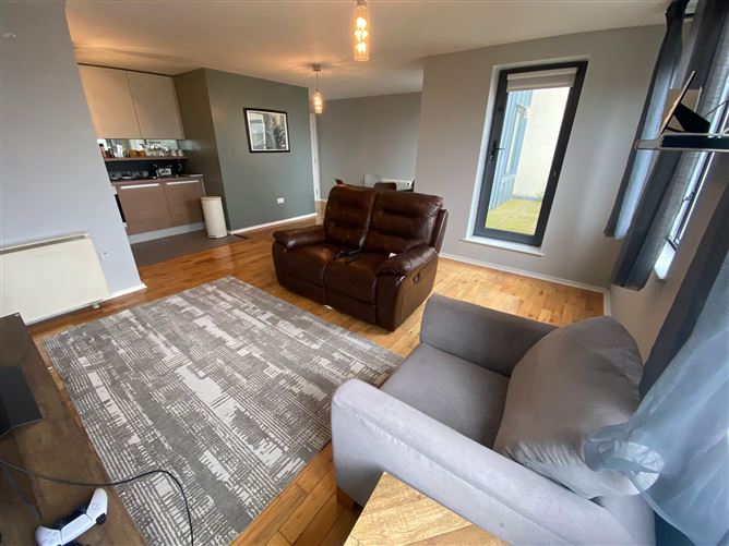 Compass Court North, Ashtown, Dublin 15 (Room To Rent)