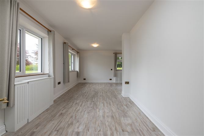 https://photos-a.propertyimages.ie/media/4/7/1/4999174/2c6daf00-9a8f-4ab5-9ae0-4d6f039a6170_l.jpg