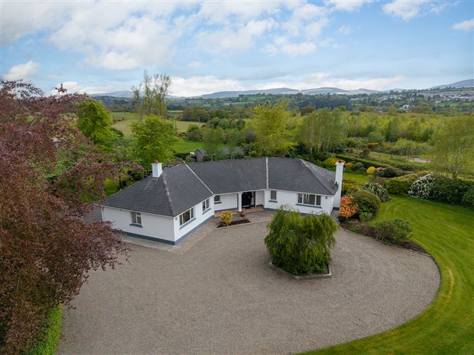 https://photos-a.propertyimages.ie/media/4/7/1/4999174/2c6daf00-9a8f-4ab5-9ae0-4d6f039a6170_l.jpg