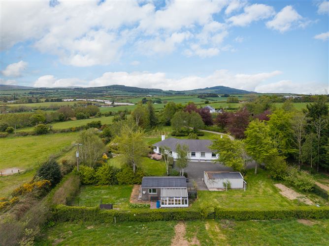 https://photos-a.propertyimages.ie/media/4/7/1/4999174/2c6daf00-9a8f-4ab5-9ae0-4d6f039a6170_l.jpg
