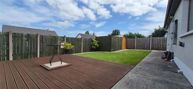 Photo 18 of 26 — 12 Shannon Haven, Dromod, Carrick-On-Shannon, Leitrim