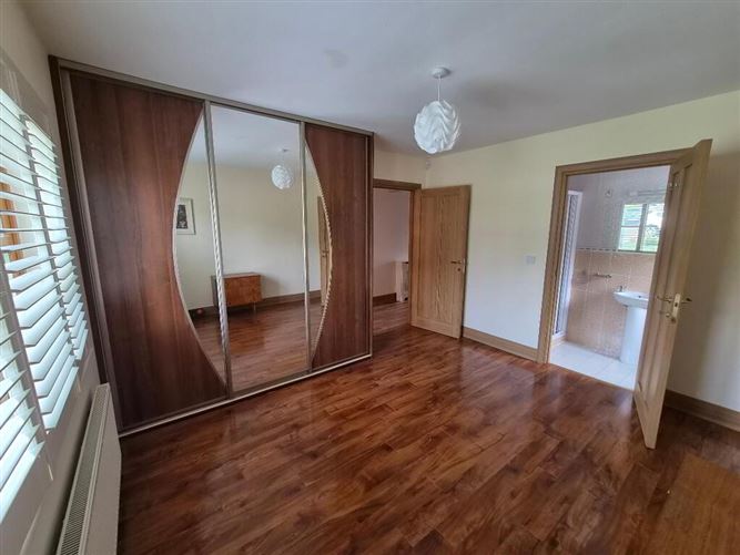 Photo 13 of 26 — 12 Shannon Haven, Dromod, Carrick-On-Shannon, Leitrim