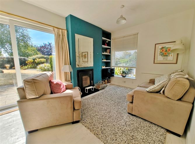 Photo 12 of 33 — 4 Coundon Court, Killiney Avenue, Killiney, County Dublin