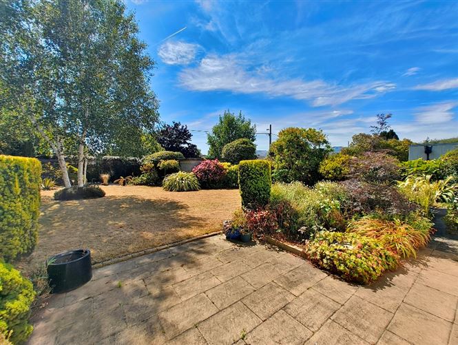 Photo 26 of 33 — 4 Coundon Court, Killiney Avenue, Killiney, County Dublin