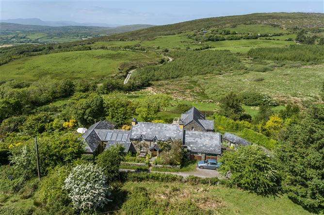 Residence & c. 40 acres at Dromreagh, Durrus, West Cork