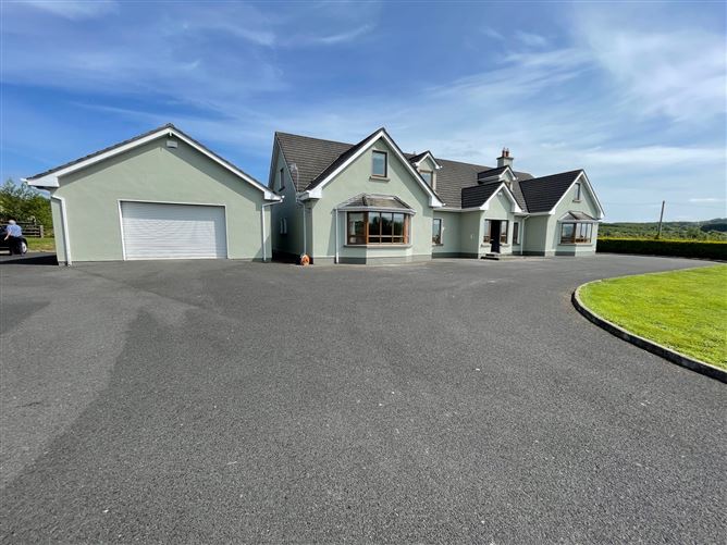 Coldstream House On c. 1.3 Acres / 0.52 HA., Rathbane, Kilteel, Kildare