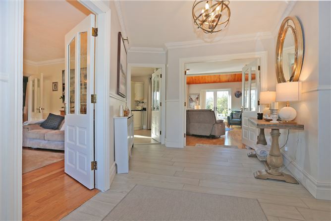 9 Castlebank, Ardnacrusha, Co. Clare