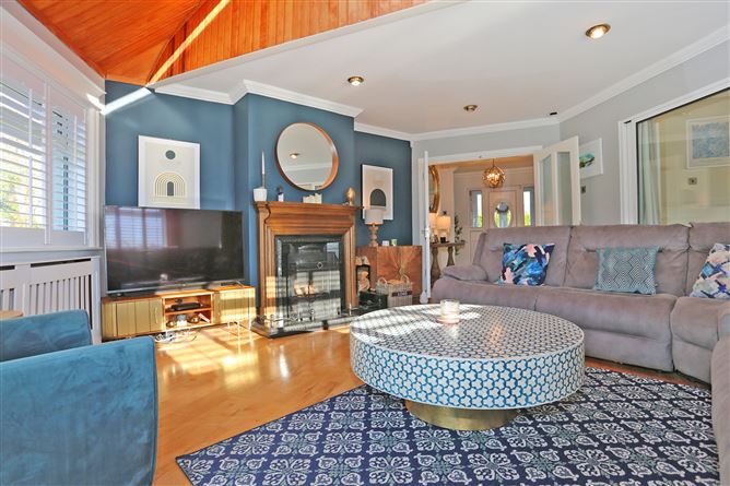 9 Castlebank, Ardnacrusha, Co. Clare