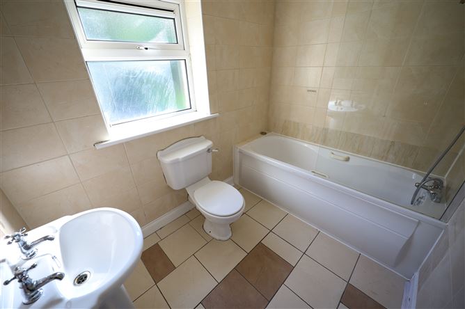 202 Brightwater, Crosshaven, Cork