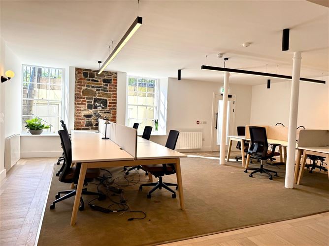 https://photos-a.propertyimages.ie/media/4/7/2/4931274/3533cadb-2427-4b16-acd4-eb08edc7afad_l.jpg