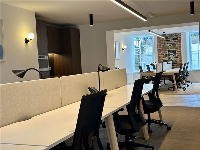 https://photos-a.propertyimages.ie/media/4/7/2/4931274/3533cadb-2427-4b16-acd4-eb08edc7afad_l.jpg