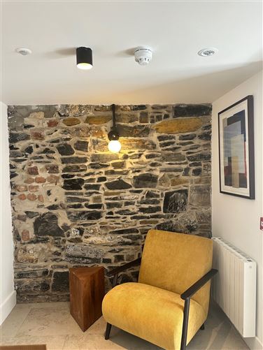 https://photos-a.propertyimages.ie/media/4/7/2/4931274/3533cadb-2427-4b16-acd4-eb08edc7afad_l.jpg