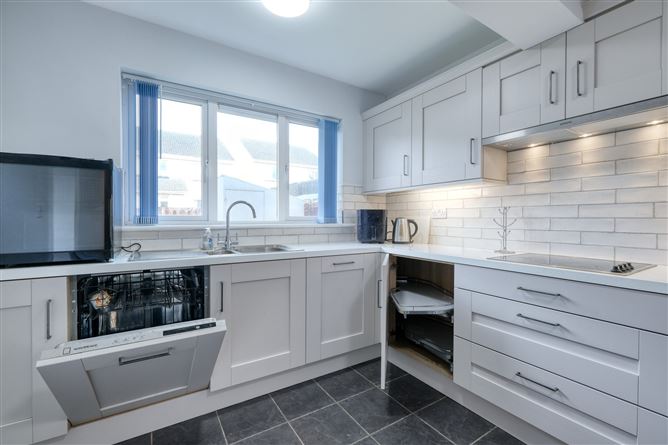 4 Cartrun Breac, Lisbrack Road, Longford
