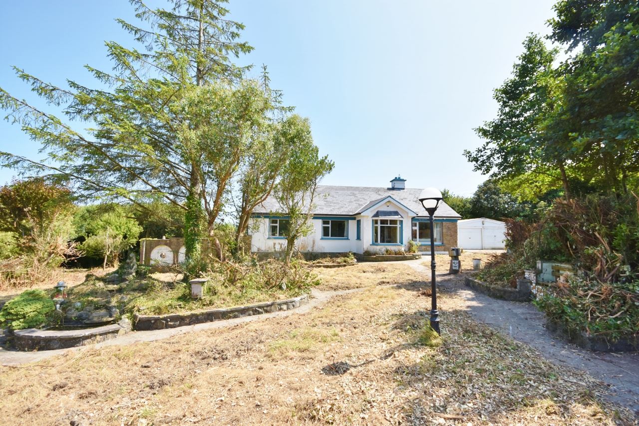 Claire View, Littor Road, Asdee, Ballybunion, Co. Kerry
