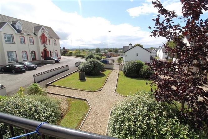 20 Sinann, Carrick-On-Shannon, Leitrim