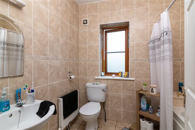 27 Abbeybrook Court, Kilbeggan, Co. Westmeath