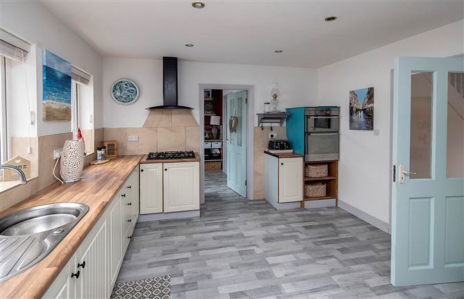13 Castle Court, Lismore, Co. Waterford