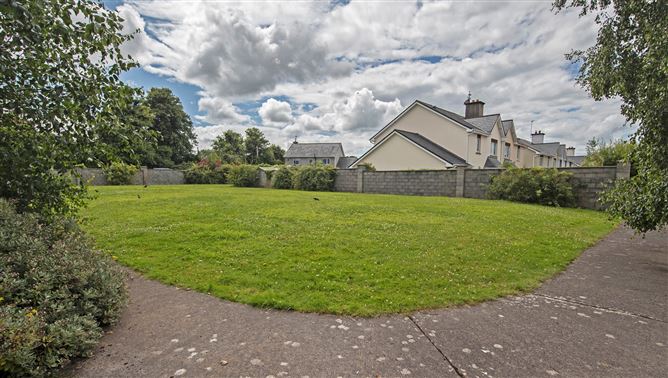 13 Castle Court, Lismore, Co. Waterford