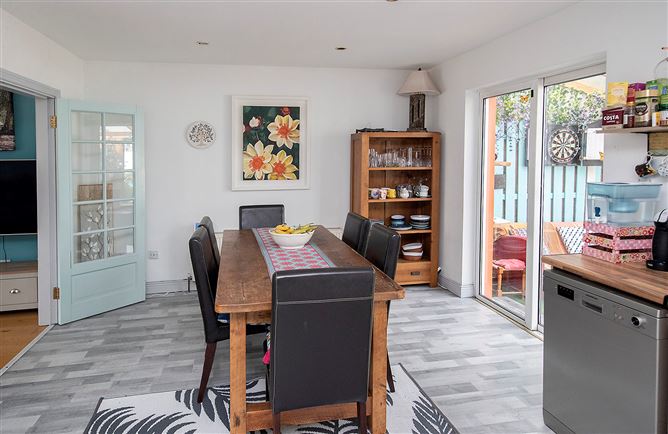 13 Castle Court, Lismore, Co. Waterford