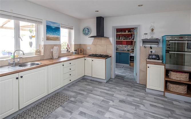 13 Castle Court, Lismore, Co. Waterford