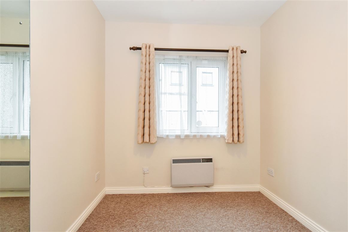 Townhouse 25, Eyre Square Centre, Eyre Square, Galway