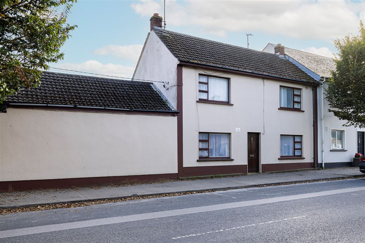 25 Lower Main Street, Rush, Co. Dublin