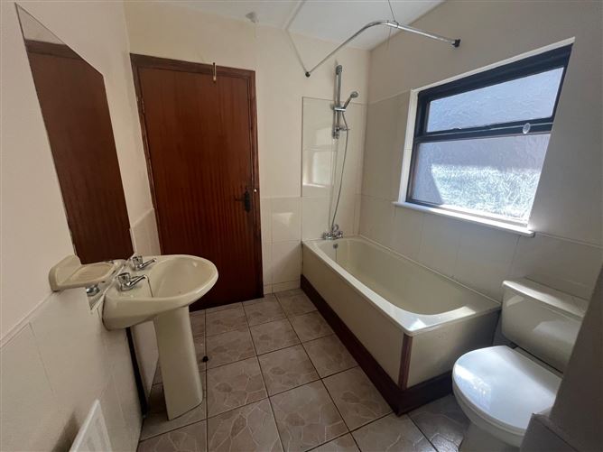 3 Fountain Terrace, Milltown, Convoy, Donegal